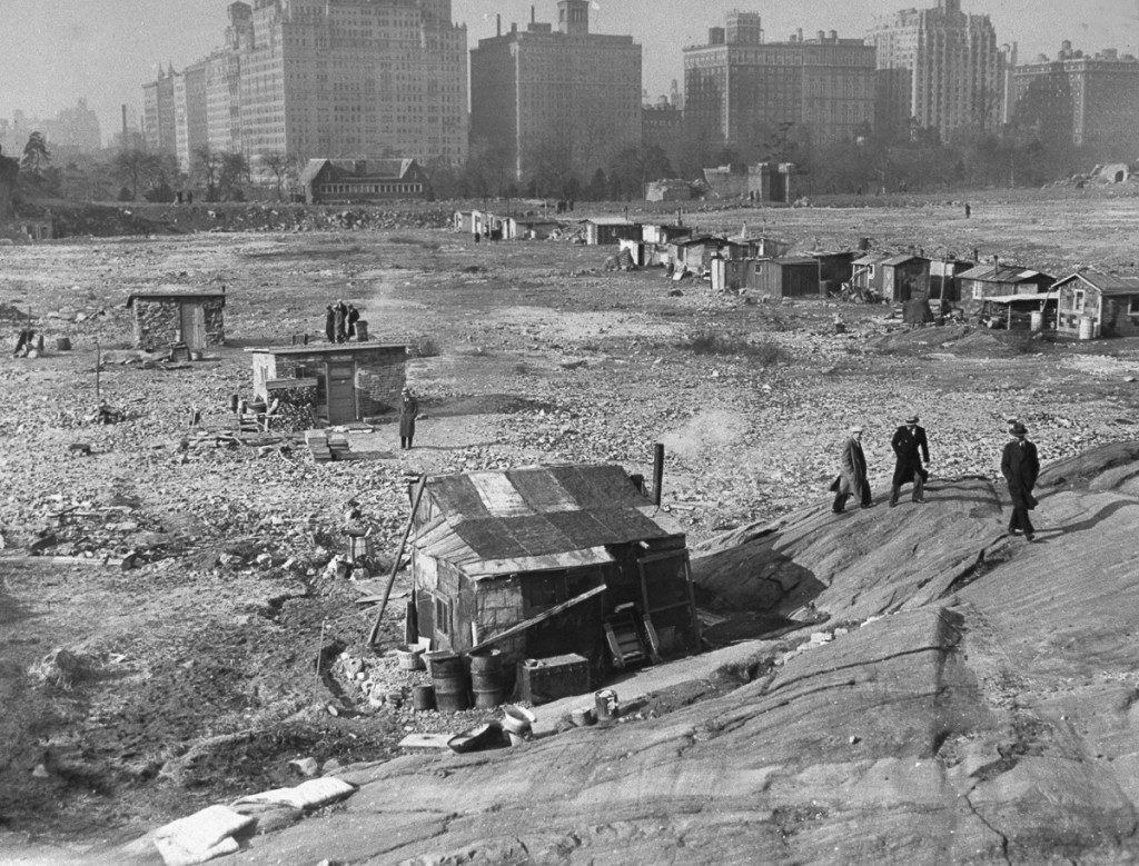 UNITED STATES - JANUARY 03: Hooverville in Central Park. A steady stream of vistors tour the small town built on the sight of the old reservoir by ex-soldiers. (Photo by Leroy Jakob/NY Daily News Archive via Getty Images)