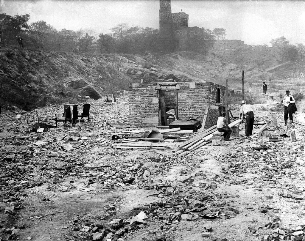 UNITED STATES - SEPTEMBER 22: Shantytown - Hooverville - in Central Park. (Photo by NY Daily News Archive via Getty Images)